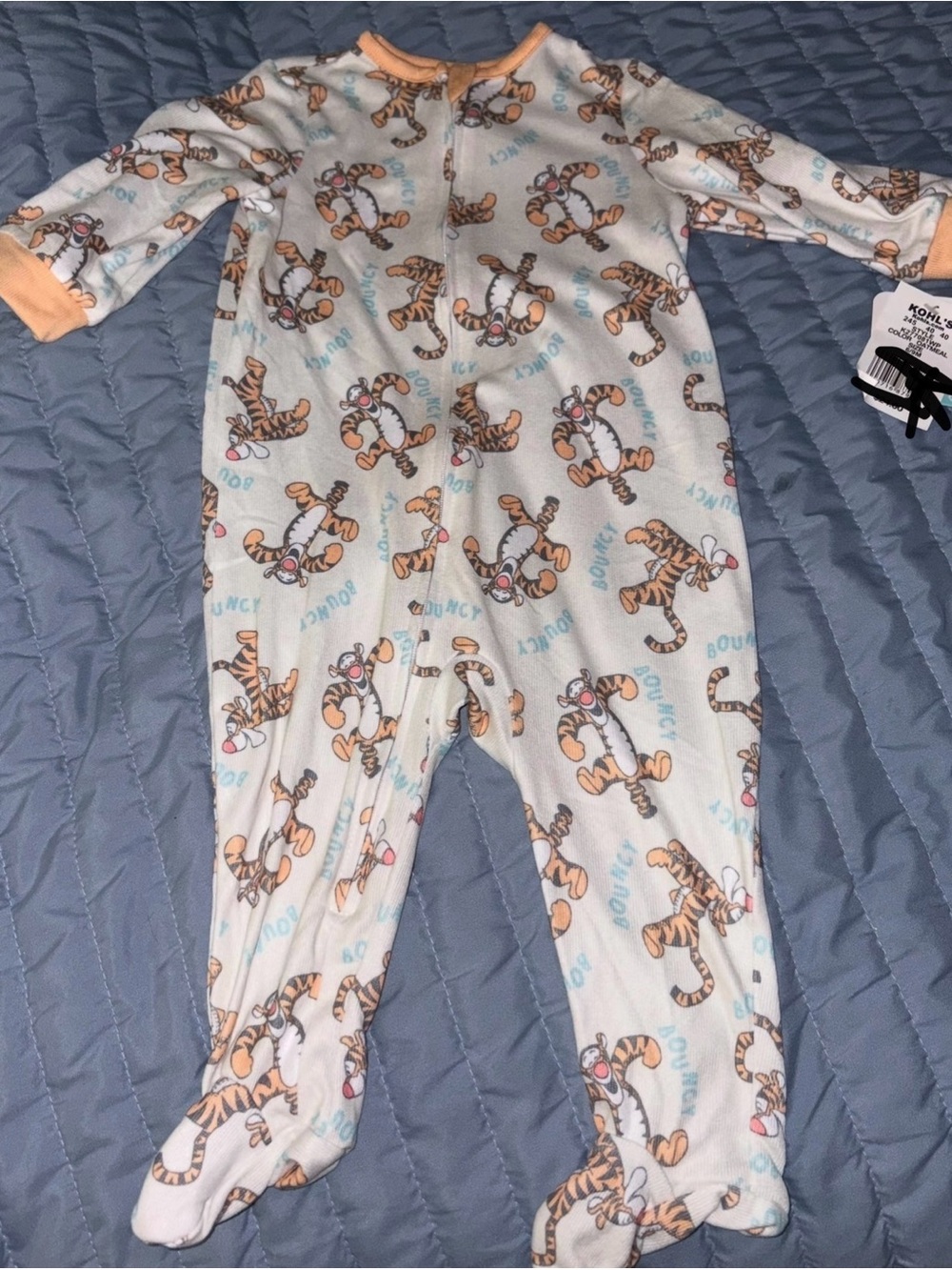 White Tigger Print Baby One-Piece Footed Pajamas⭐️NWT⭐️